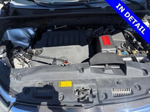 Used 2016 Toyota Highlander Limited AWD/4WD image 49