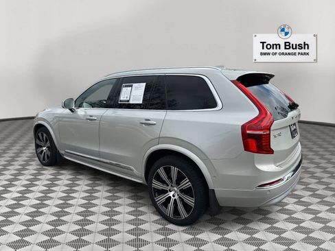 Used 2022 Volvo XC90 T6 Inscription w/ Lounge Package image 7