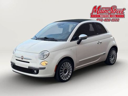 Used 2017 FIAT 500 Lounge FWD image 4