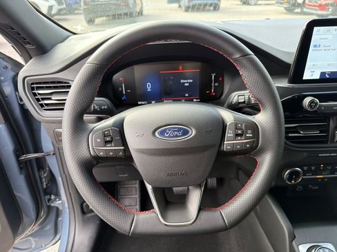 Used 2025 Ford Escape ST-Line image 26