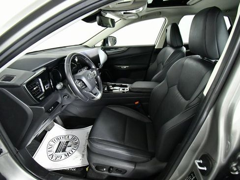 Used 2022 Lexus NX 350h 350h Premium image 5