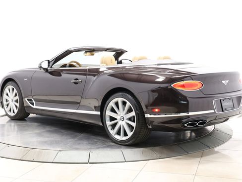 Used 2021 Bentley Continental GT AWD/4WD image 60