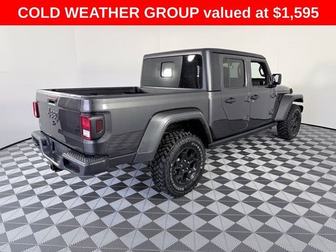 Used 2023 Jeep Gladiator Willys image 6
