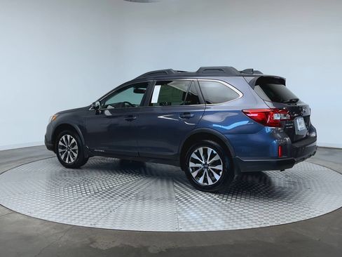 Used 2016 Subaru Outback 2.5i Limited AWD/4WD image 6