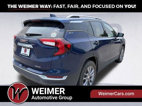 Used 2022 GMC Terrain SLT AWD/4WD image 5
