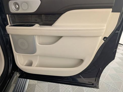 Used 2021 Lincoln Navigator L Black Label image 34