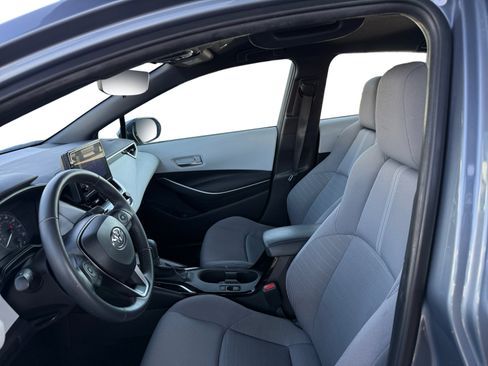 Used 2025 Toyota Corolla SE FWD image 10