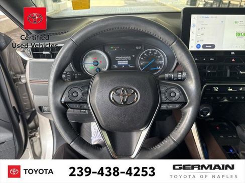 Certified 2024 Toyota Venza XLE image 18