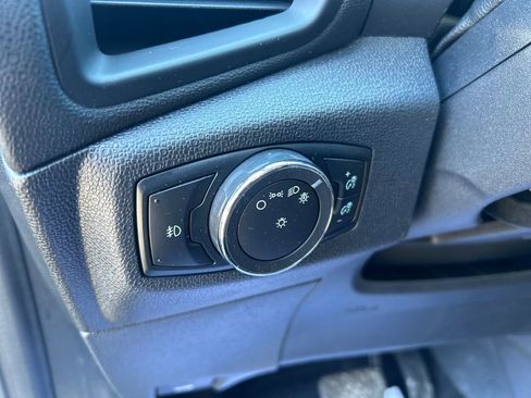 Used 2021 Ford EcoSport SE w/ SE Appearance Package image 28