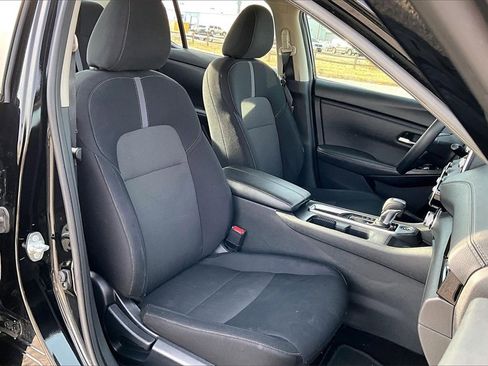 Used 2024 Nissan Sentra SV image 7