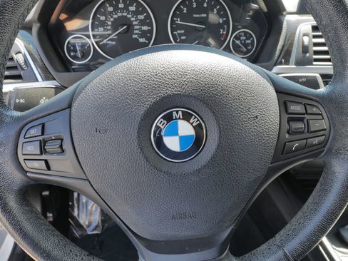 Used 2017 BMW 320i Sedan RWD image 26