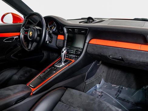 Used 2018 Porsche 911 GT3 RWD image 48