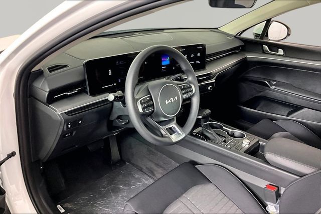 New 2026 Kia K5 LXS FWD image 8