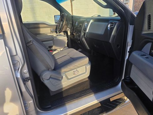 Used 2014 Ford F150 XLT w/ XLT Chrome Package image 21