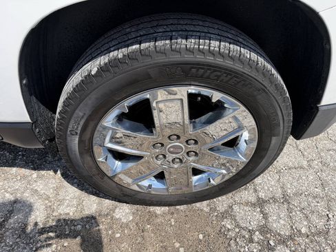 Used 2017 GMC Acadia Limited SLT FWD image 9
