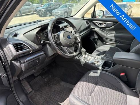 Used 2019 Subaru Forester Premium w/ Popular Package #1 AWD/4WD image 10
