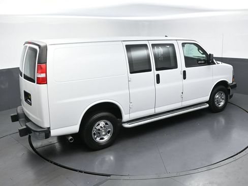 Used 2024 Chevrolet Express 2500 w/ Driver Convenience Package RWD image 34