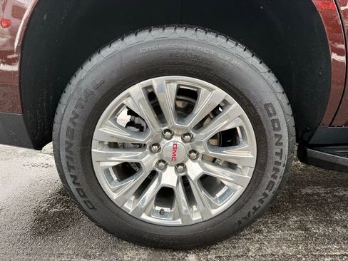 Used 2023 GMC Yukon Denali image 30