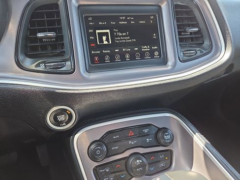 Used 2022 Dodge Challenger GT image 14