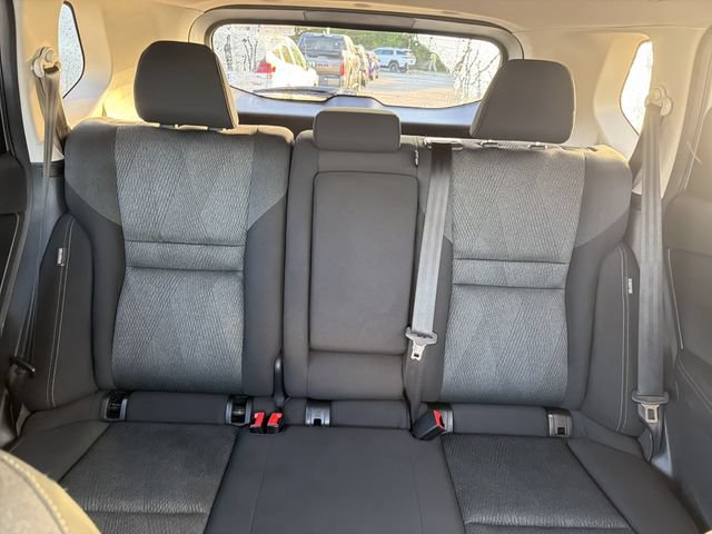 Used 2025 Nissan Rogue SV AWD/4WD image 29