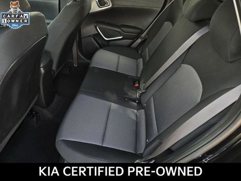 Certified 2025 Kia Soul LX FWD image 11