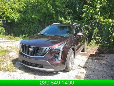 Used 2020 Cadillac XT4 Premium Luxury w/ Enhanced Visibility Package AWD/4WD image 1