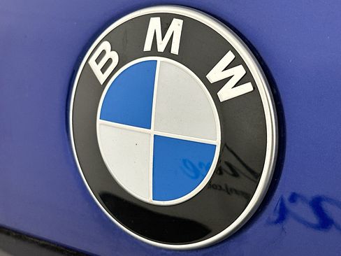 Used 2023 BMW X7 M60i w/ M Sport Professional Package image 34