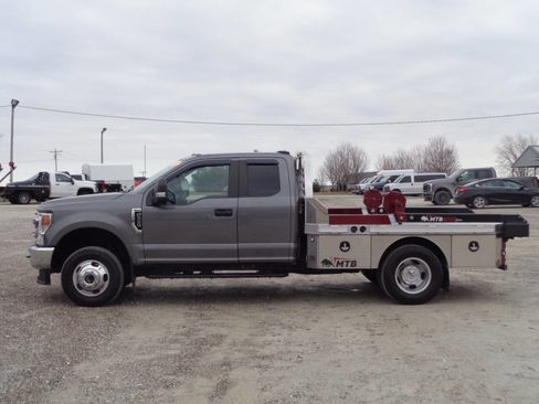 Used 2022 Ford F350 XL w/ STX Appearance Package image 5