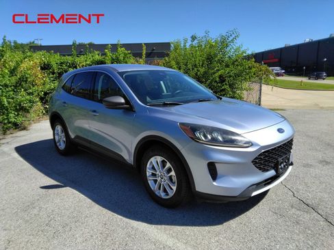 Used 2022 Ford Escape SE FWD image 4