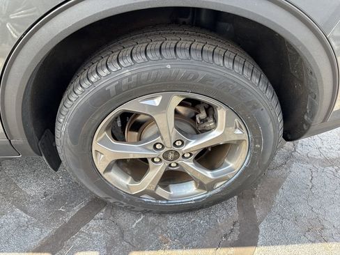 Used 2025 Ford Escape ST-Line image 22