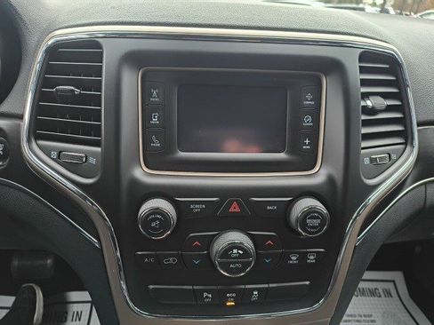 Used 2014 Jeep Grand Cherokee Limited image 22