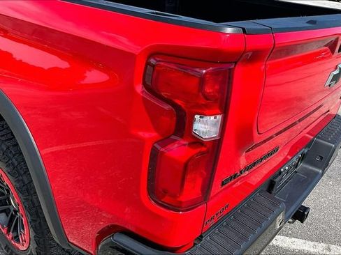 Used 2026 Chevrolet Silverado 1500 ZR2 AWD/4WD image 24