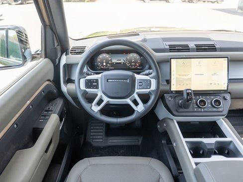 New 2026 Land Rover Defender 110 X-Dynamic SE AWD/4WD image 12