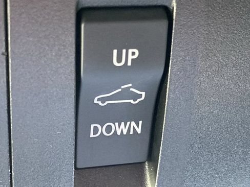 Used 2020 Lexus UX 250h w/ Premium Package AWD/4WD image 31