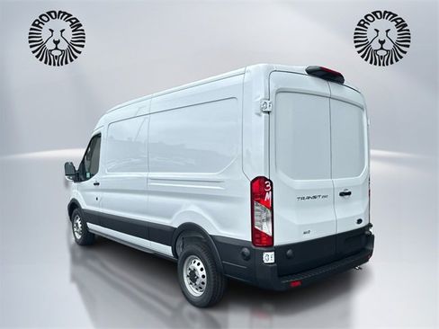 New 2025 Ford Transit 250 148 Medium Roof Extended AWD image 7