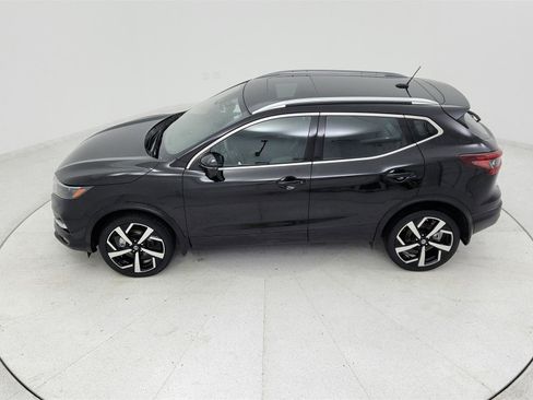 Used 2022 Nissan Rogue Sport SL w/ Premium Package FWD image 14
