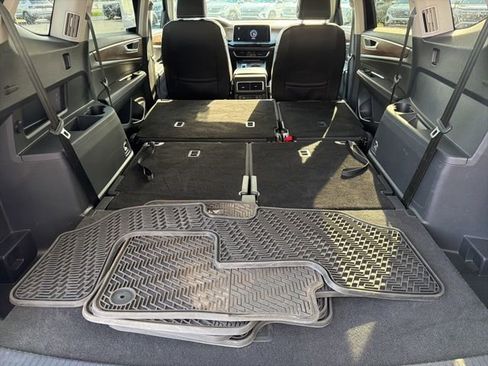 Used 2024 Volkswagen Atlas SE image 14