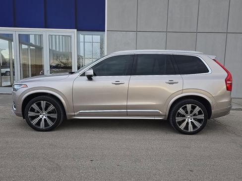 Certified 2023 Volvo XC90 B6 Ultimate w/ Lounge Package image 3