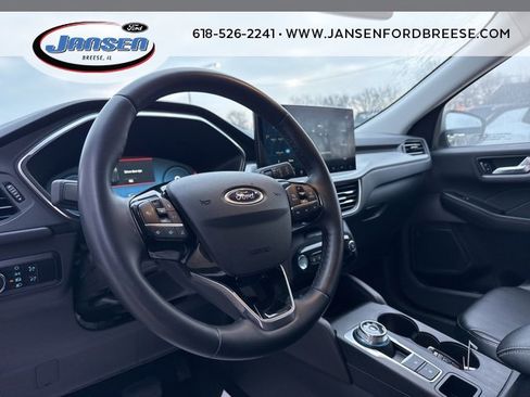 Used 2023 Ford Escape Platinum image 11