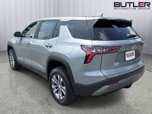 New 2026 Chevrolet Equinox LT FWD image 4