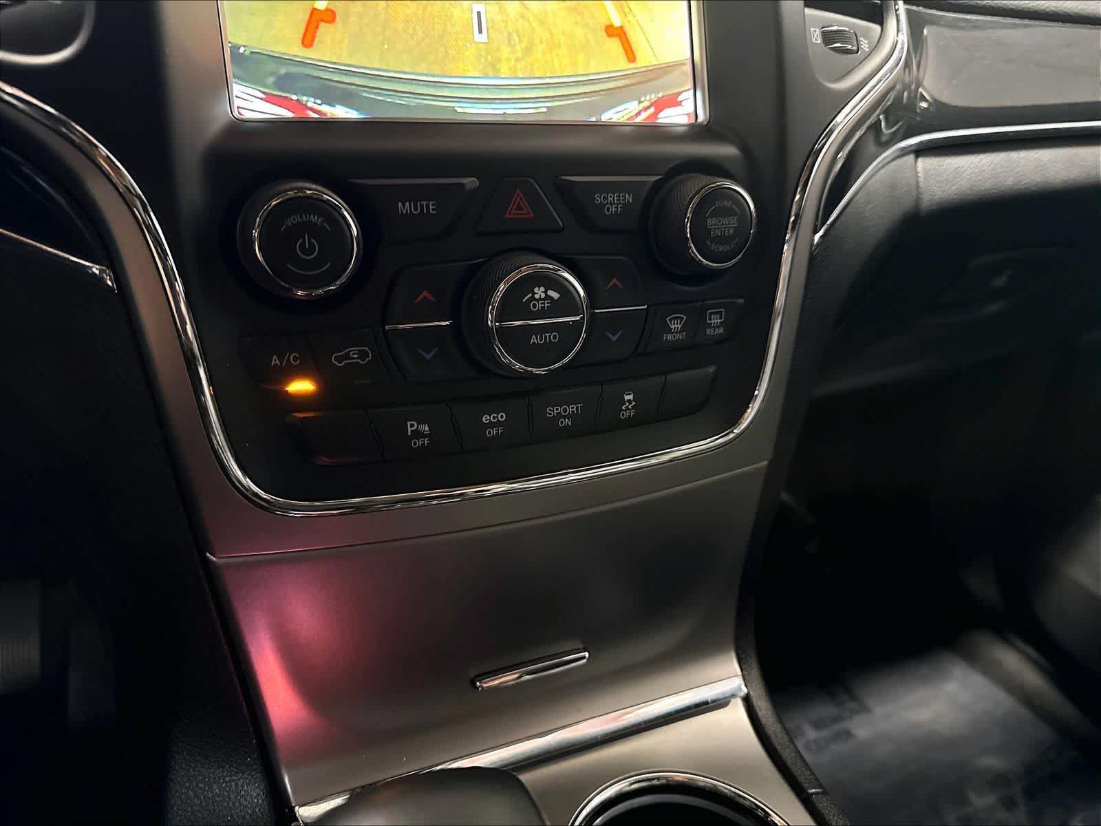 Used 2018 Jeep Grand Cherokee Trailhawk w/ Trailhawk Luxury Group AWD/4WD image 33