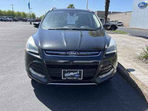 Used 2015 Ford Escape Titanium w/ Equipment Group 301A AWD/4WD image 5