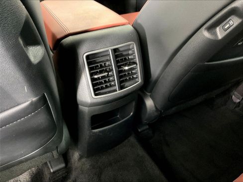 Certified 2026 Kia Sportage SX Prestige AWD/4WD image 10