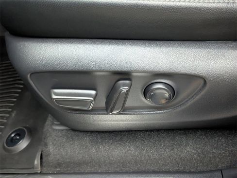 Used 2024 Toyota Land Cruiser image 21