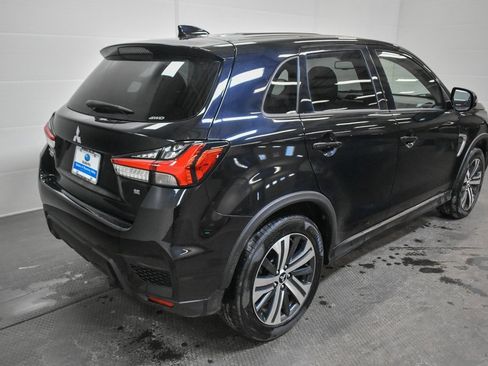 Used 2022 Mitsubishi Outlander Sport SE image 5