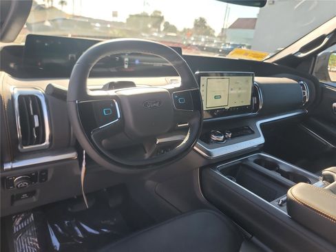 New 2025 Ford Expedition Tremor image 17