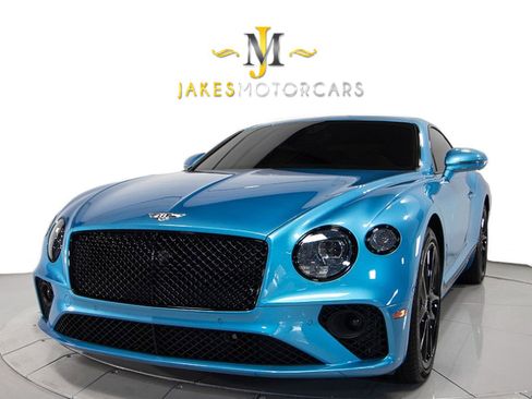 Used 2020 Bentley Continental GT image 19