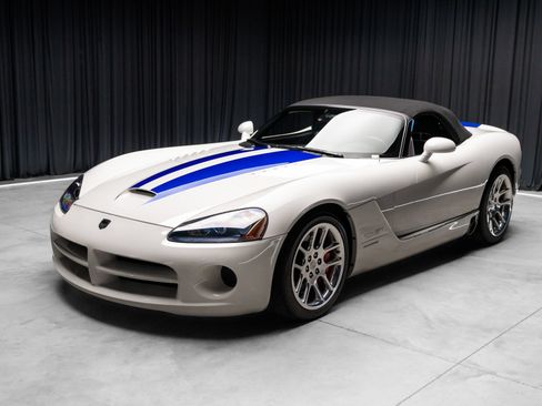 Used 2005 Dodge Viper SRT-10 RWD image 23