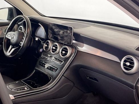 Used 2020 Mercedes-Benz GLC 300 4MATIC image 32