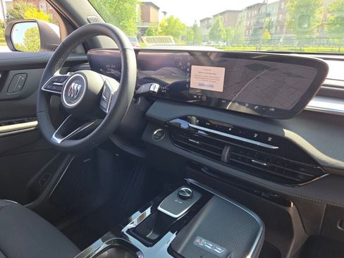 New 2026 Buick Enclave Preferred image 9